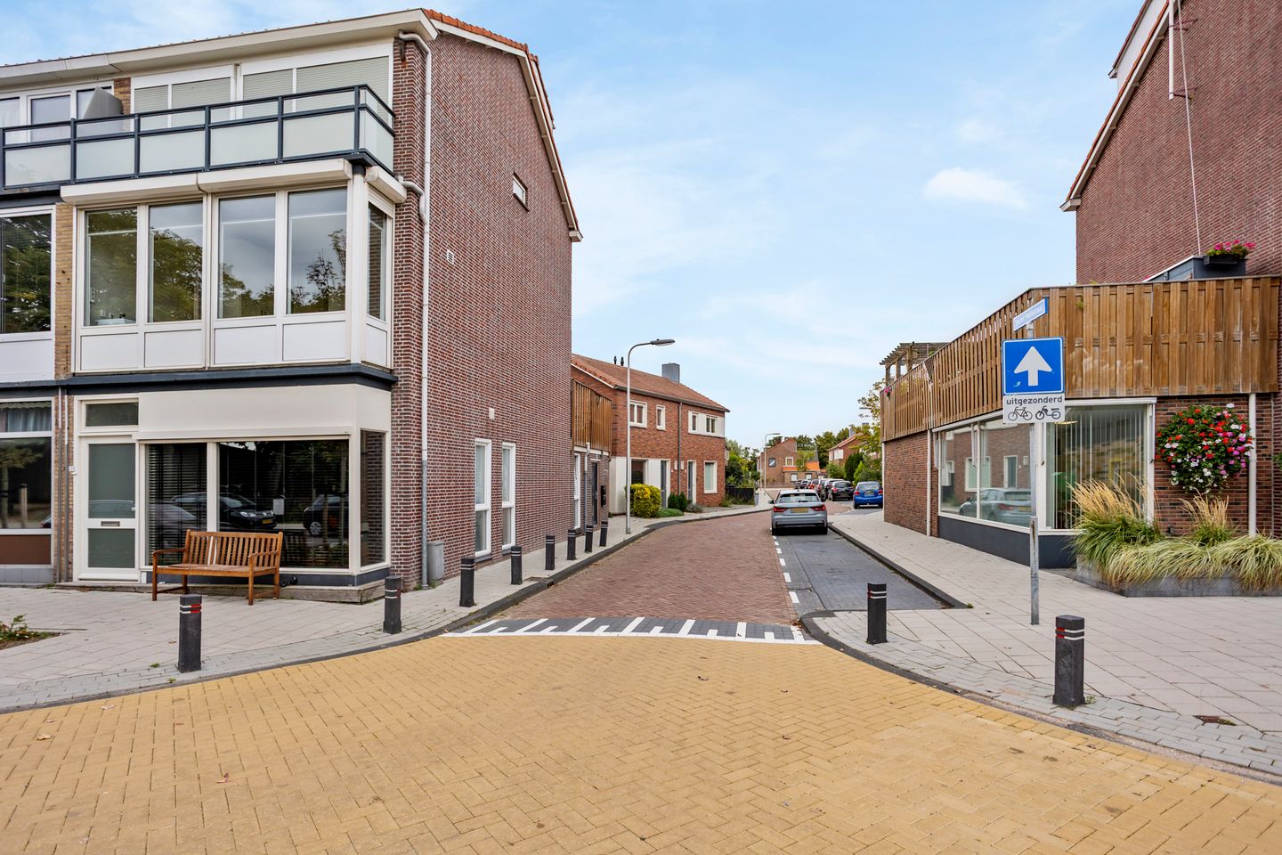 Foto 40 van Dr Poelsstraat 2-A