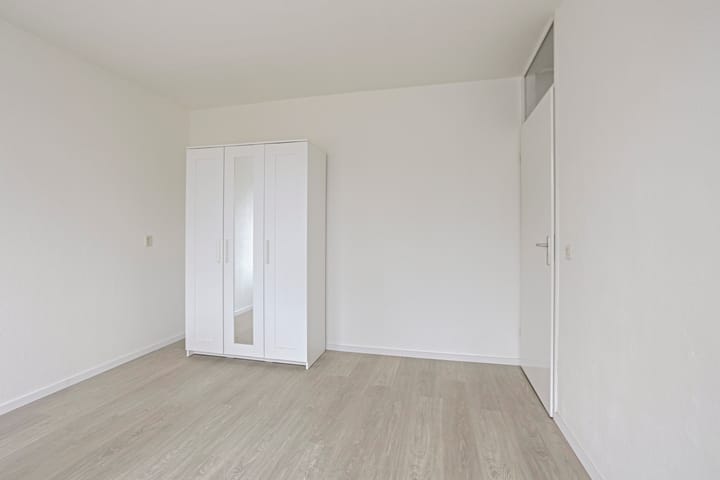 Photo 5 of Rouenlaan 8