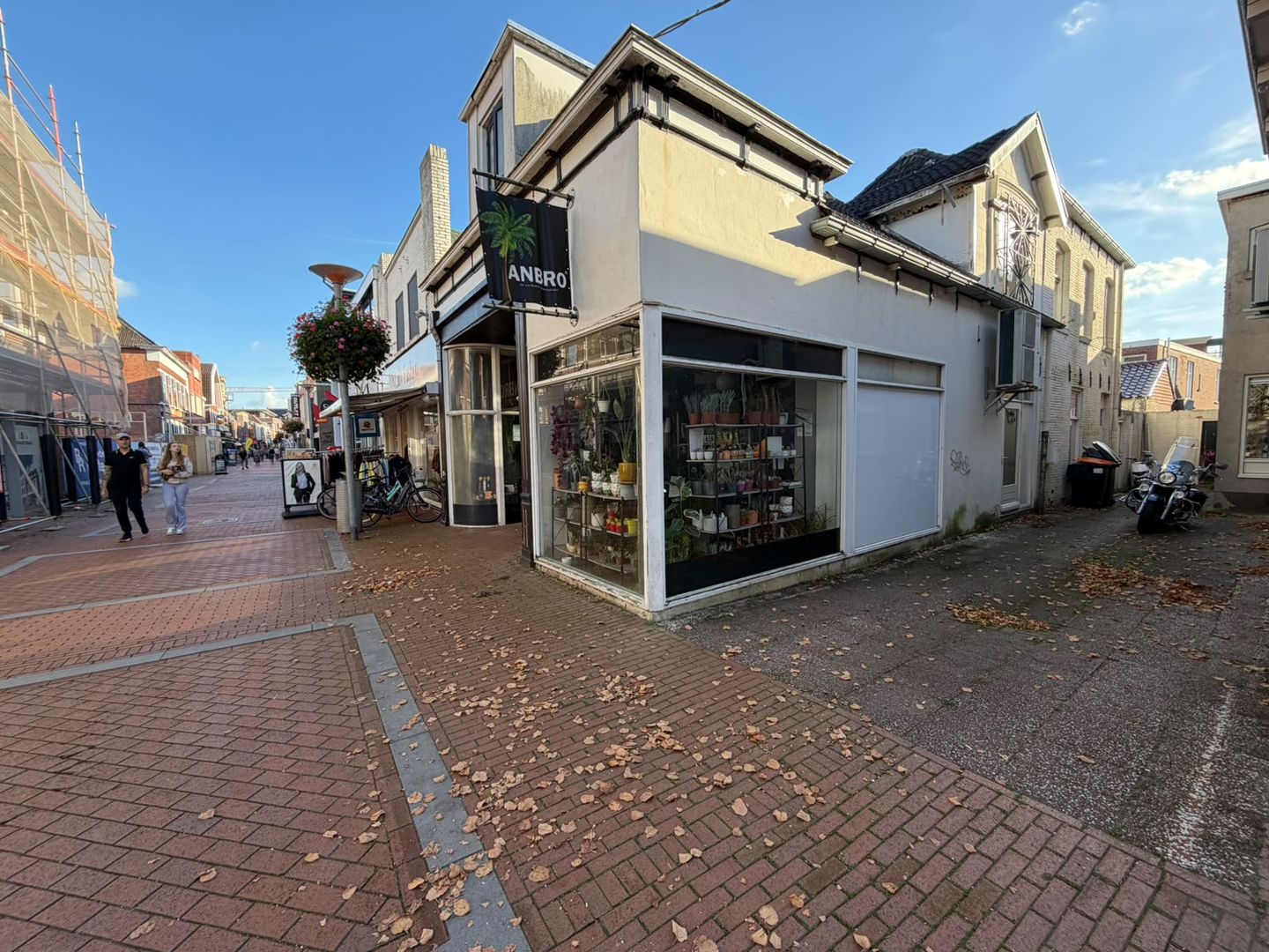 View photo 4 of Langestraat 64
