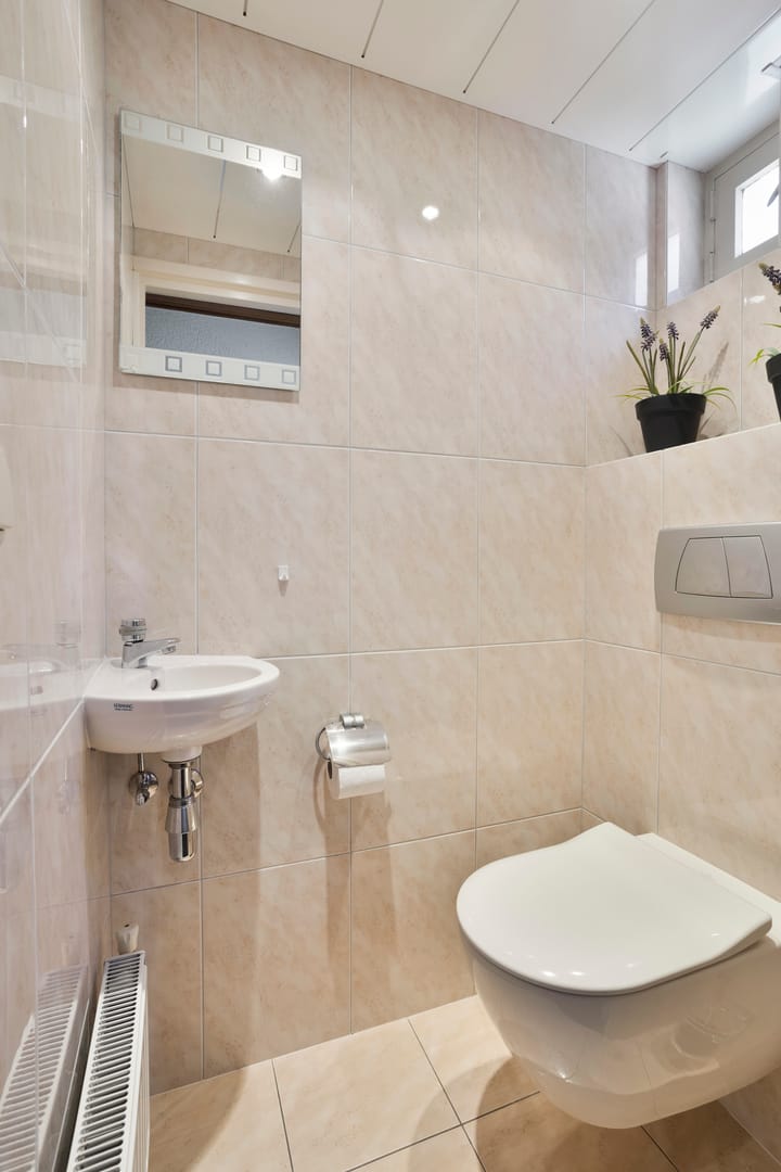 Hoekwoning te koop: Kasteel Annendaelstraat 38, Roermond