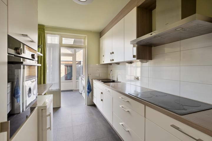 Hoekwoning te koop: Kasteel Annendaelstraat 38, Roermond