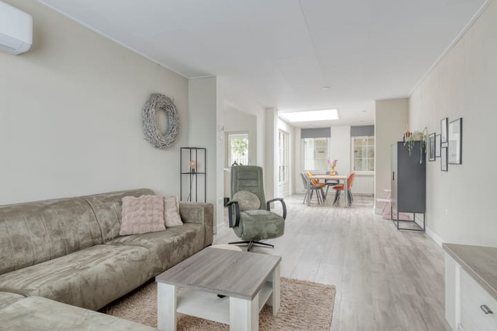 Foto 4 van Gouverneur Houbenstraat 46
