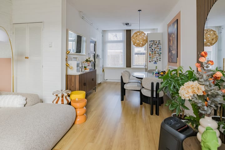Tussenwoning te koop: Oost Indiëstraat 46, Haarlem