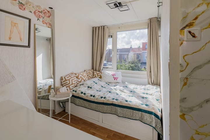 Tussenwoning te koop: Oost Indiëstraat 46, Haarlem