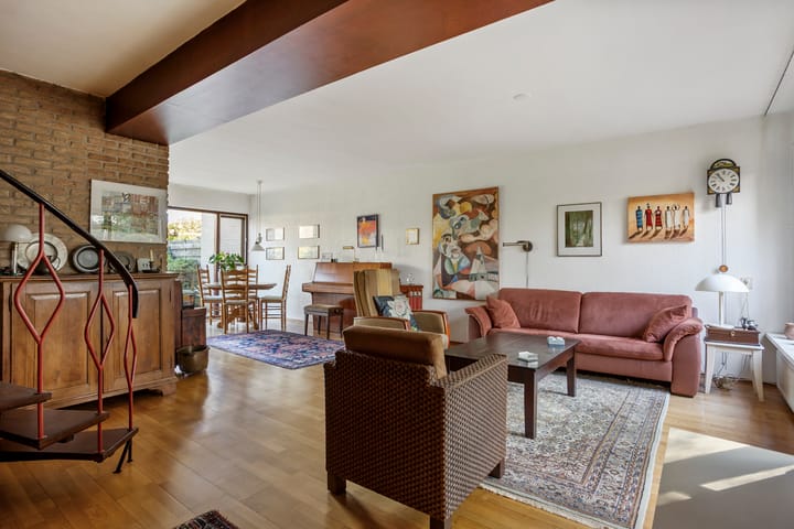 Twee-onder-één-kap te koop: De Hooghkamer 5, Voorschoten
