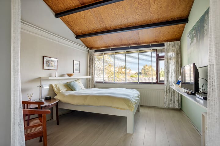 Twee-onder-één-kap te koop: De Hooghkamer 5, Voorschoten