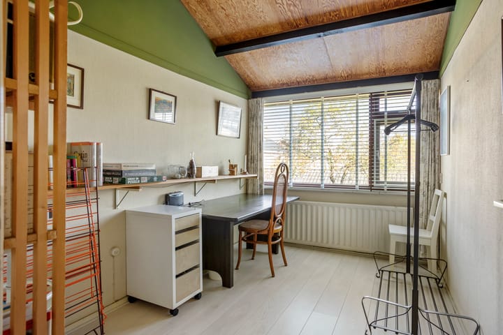 Twee-onder-één-kap te koop: De Hooghkamer 5, Voorschoten