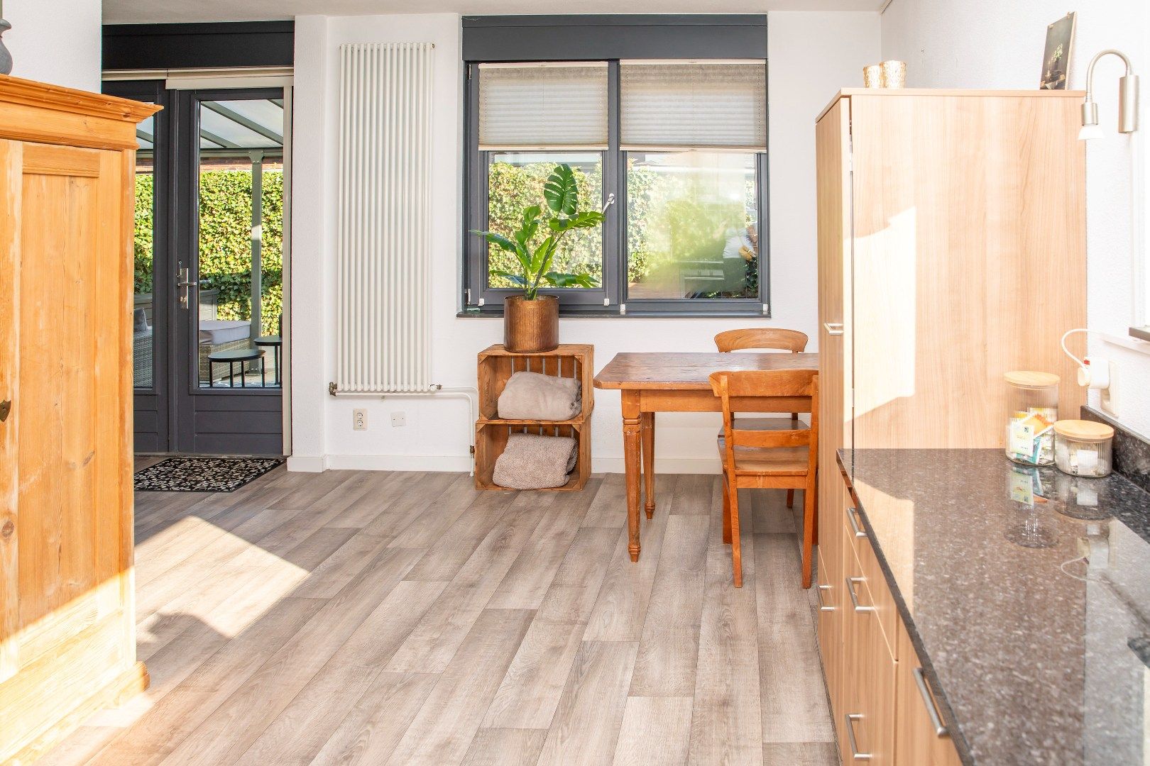 Photo 33 of Johannes Vermeerstraat 6