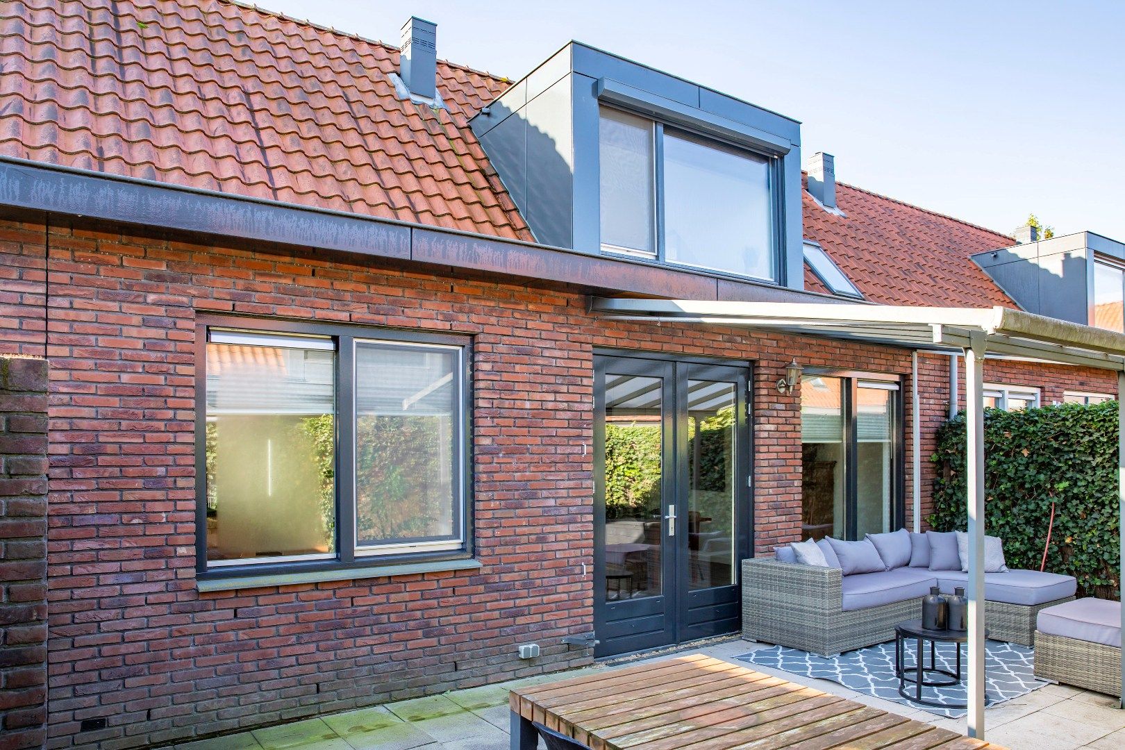 Photo 12 of Johannes Vermeerstraat 6