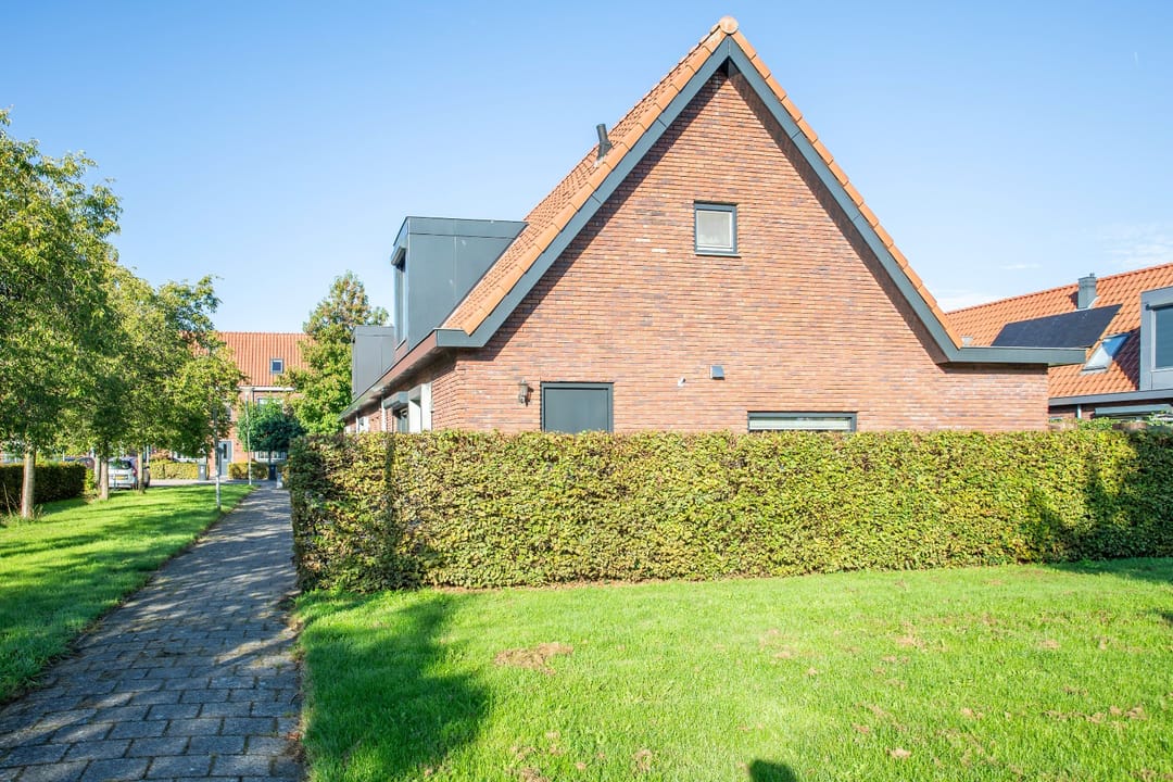 Photo 61 of Johannes Vermeerstraat 6