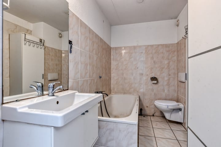 Hoekwoning te koop: Mr. Gerbrandypark 33, Ede