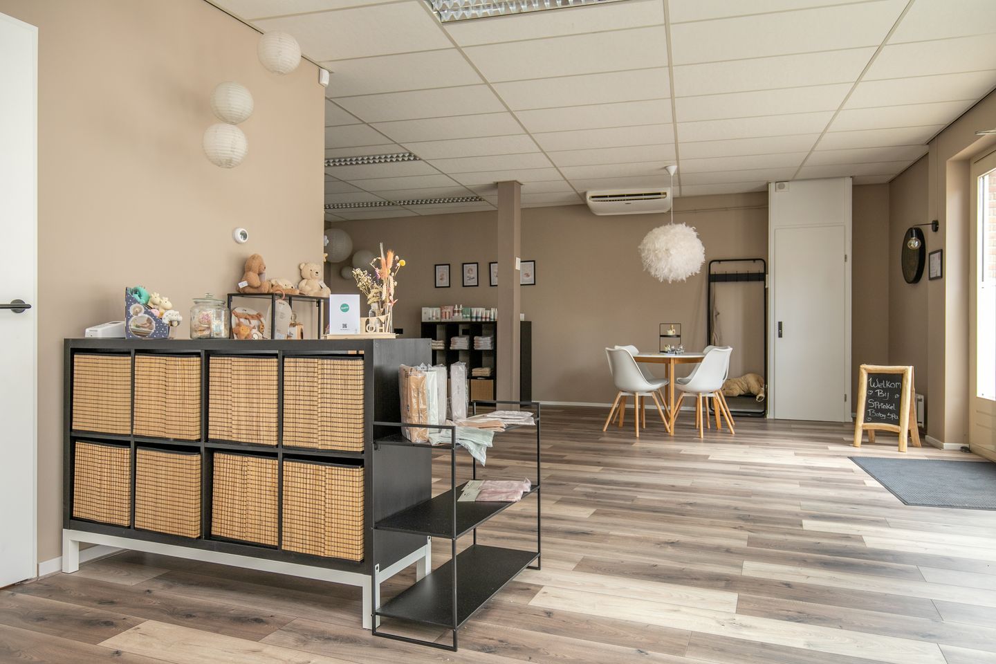 View photo 3 of De Nieuwe Poort 9