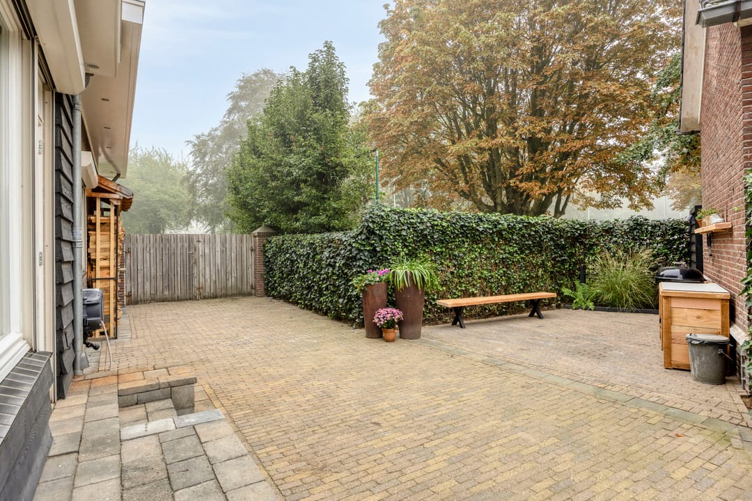Foto 41 van Terheijdenseweg 225