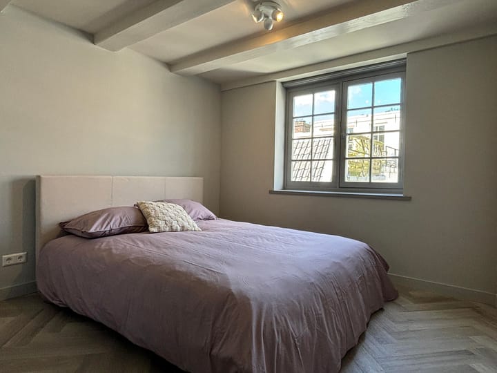 Appartement te huur: Kromme Waal 20B2, Amsterdam