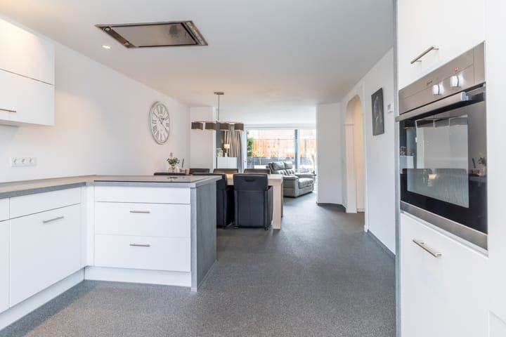 Tussenwoning te koop: Johan Evertsenstraat 18, Landgraaf
