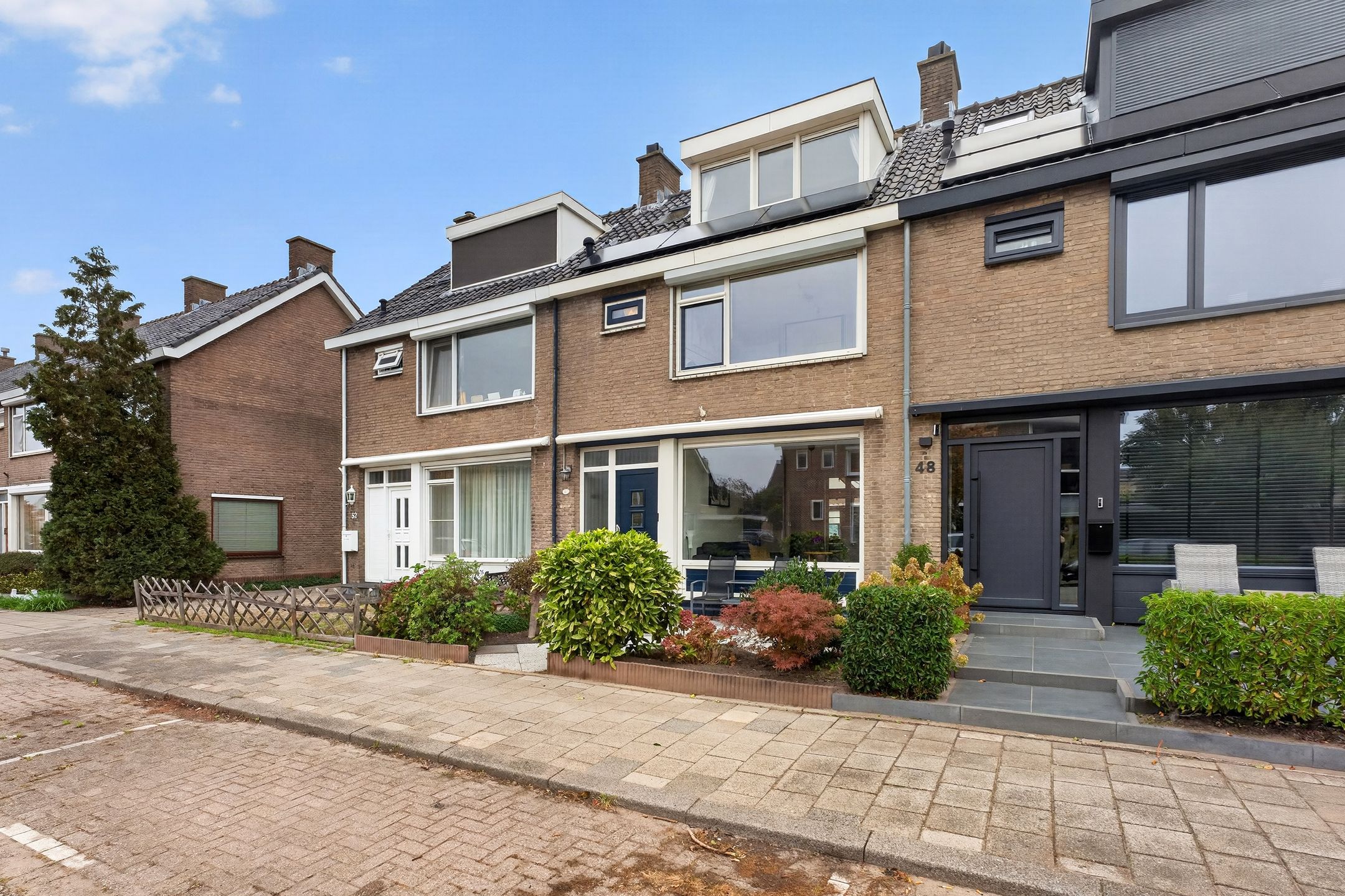 Photo 6 of Bloemenstraat 50