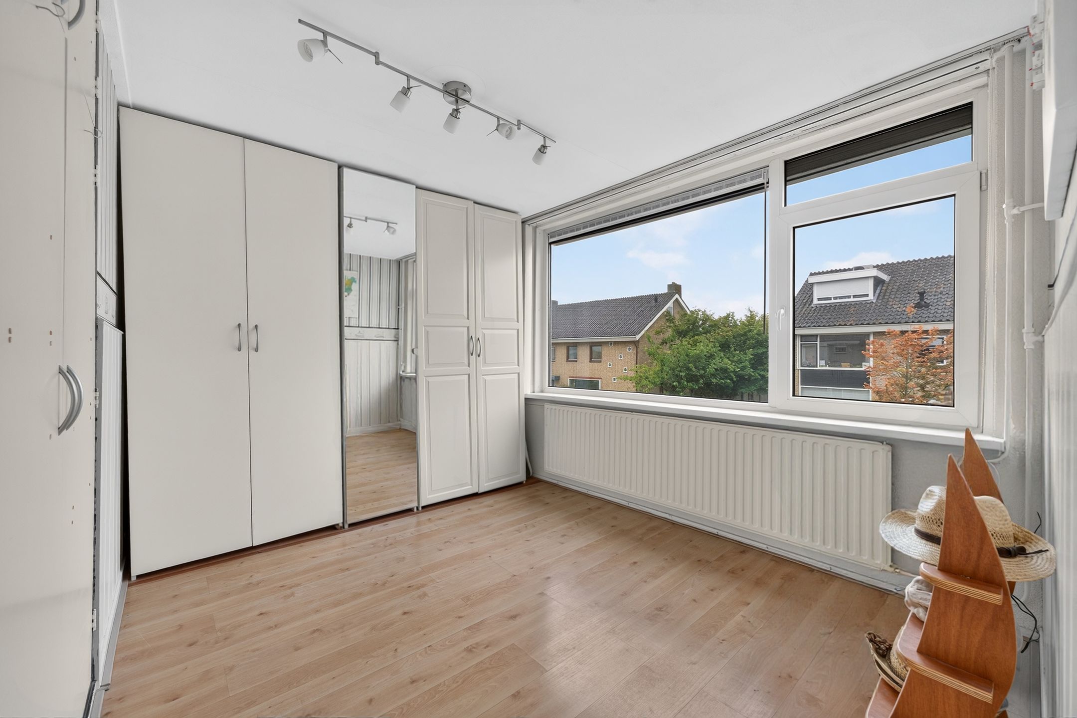 Photo 24 of Bloemenstraat 50