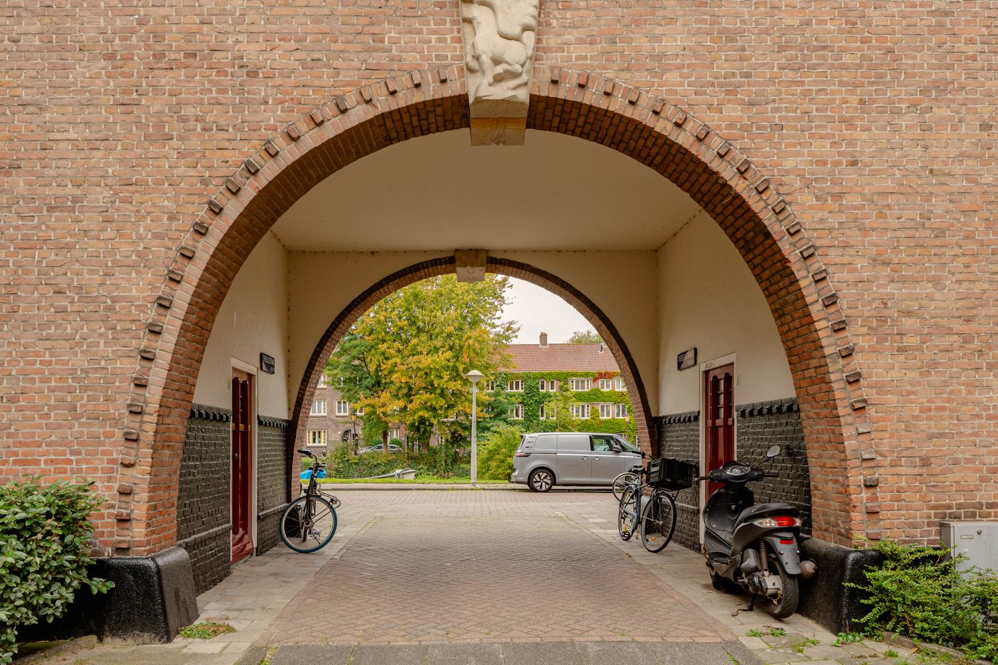 Photo 14 of Theseusstraat 3-H