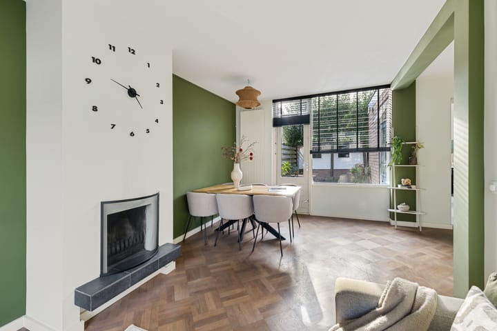 Tussenwoning te koop: Prins Willem-Alexandersingel 11, Beesd