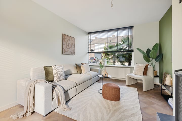 Tussenwoning te koop: Prins Willem-Alexandersingel 11, Beesd