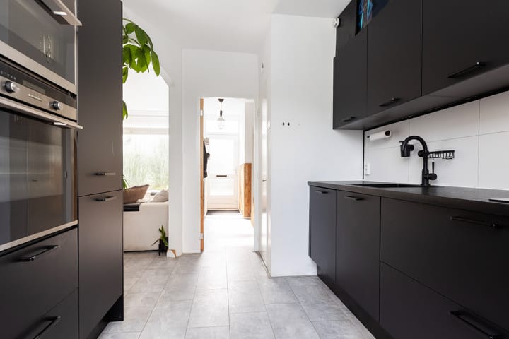 Tussenwoning te koop: Buxtehudestraat 104, Zwolle