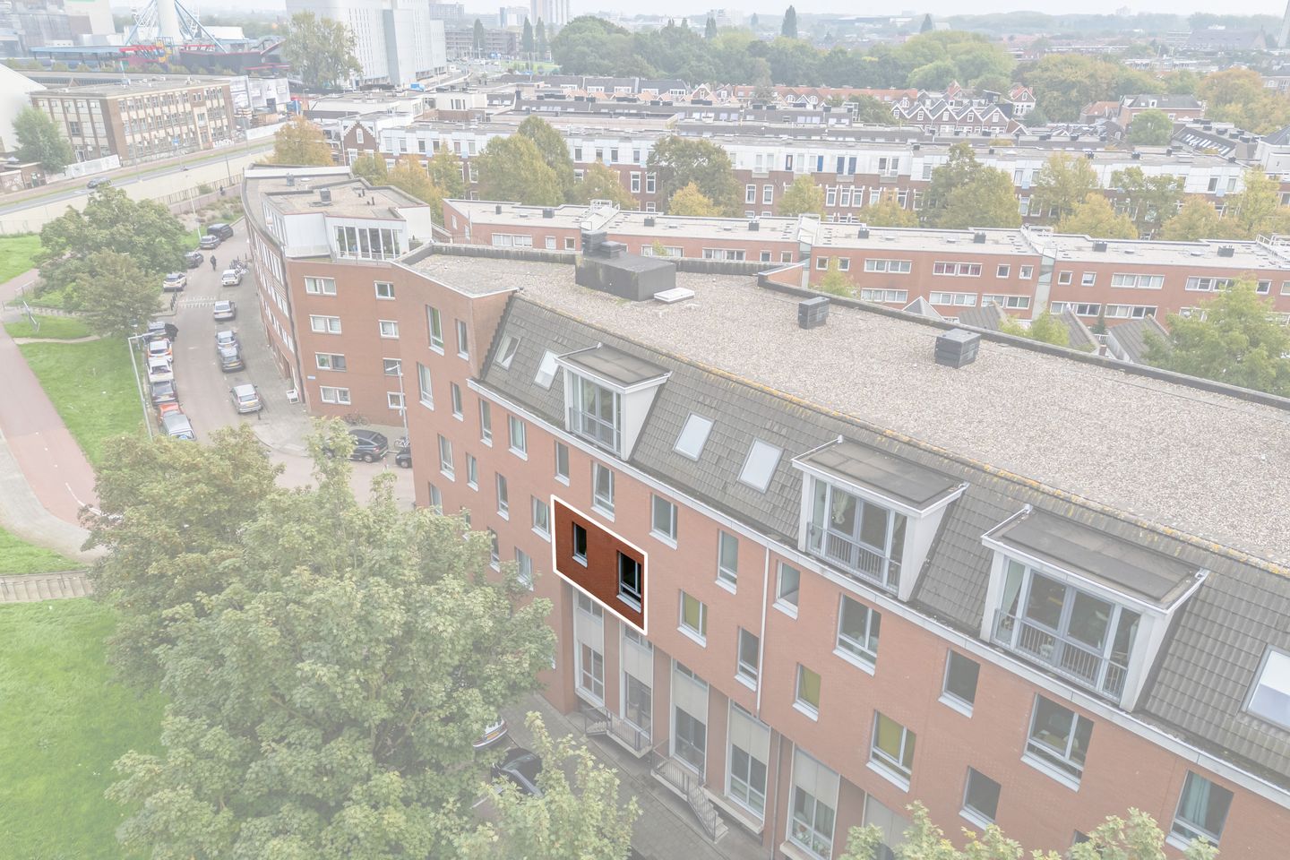 Photo 4 of Dokstraat 43