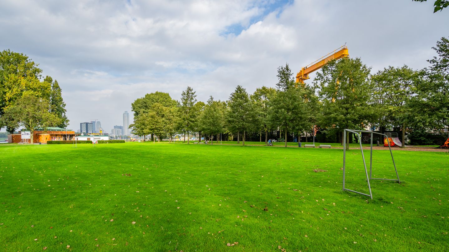 Photo 25 of Dokstraat 43