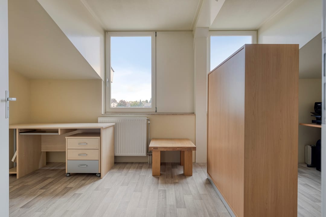 Photo 16 of Emmastraat 4