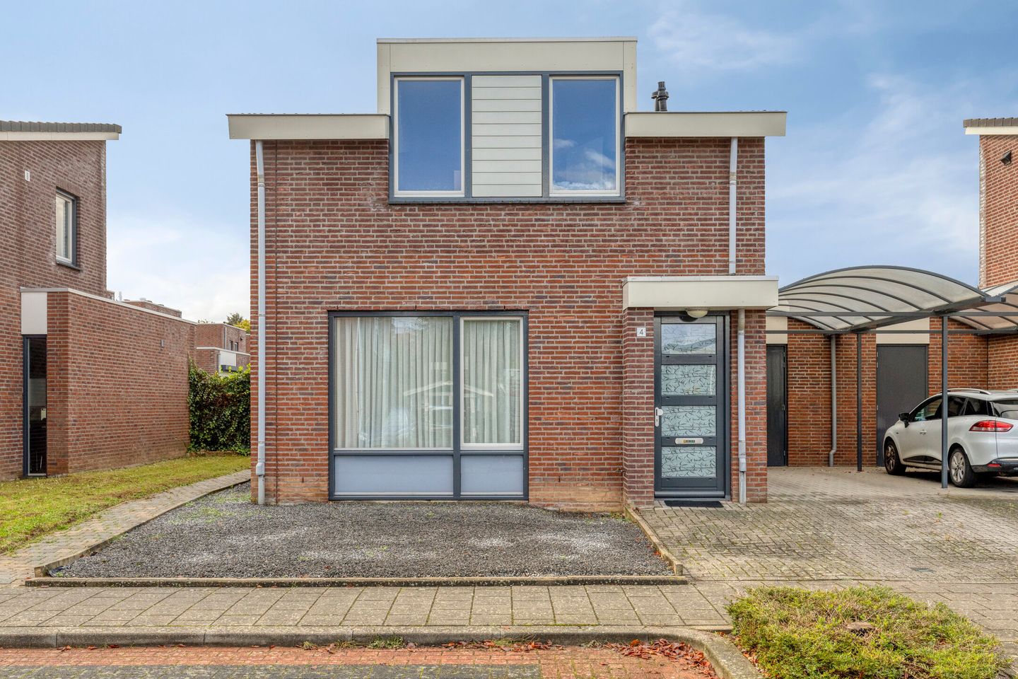 Photo 25 of Emmastraat 4