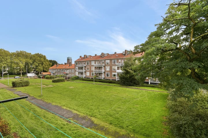 Photo 4 of Bernardus Gewinstraat 24-B