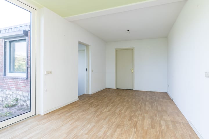 Twee-onder-één-kap te koop: Molenweg 5, Wijnandsrade