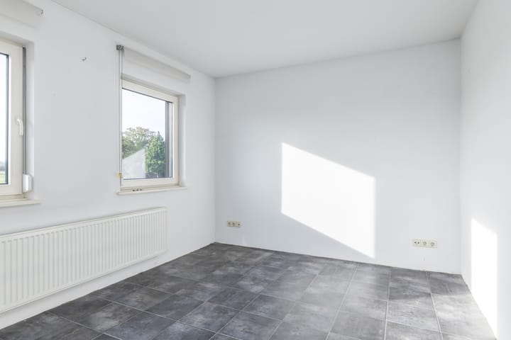 Twee-onder-één-kap te koop: Molenweg 5, Wijnandsrade