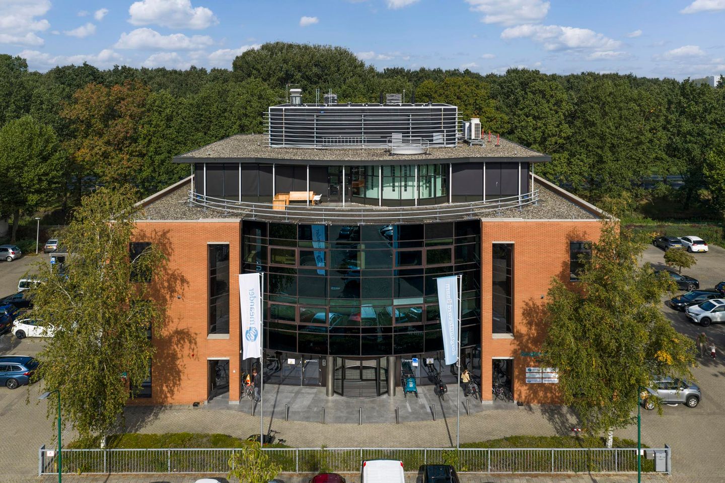 View photo 3 of Baarnsche dijk 8