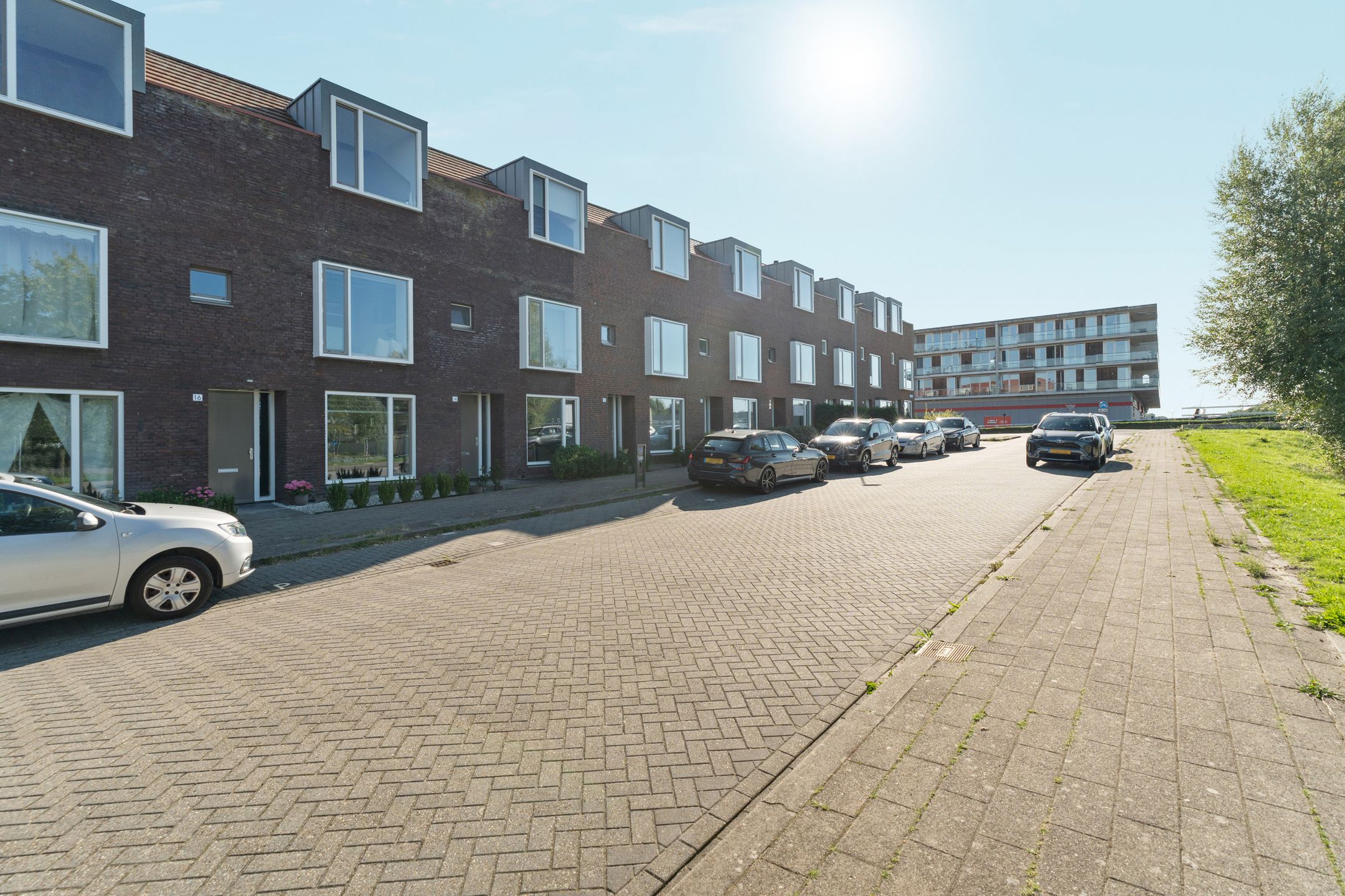 Foto 9 van Roer 16