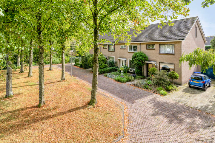 Tussenwoning te koop: Rossinistraat 45, Waalwijk