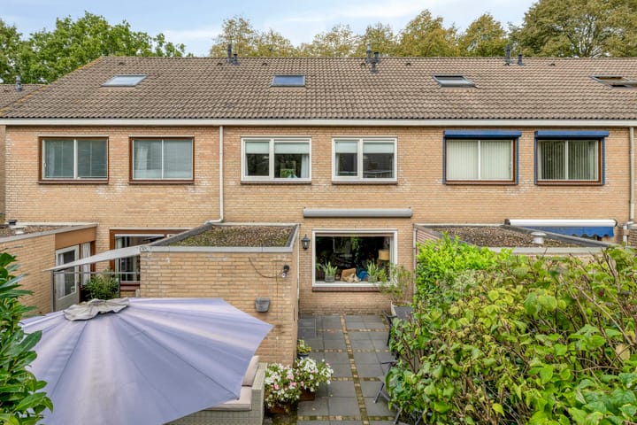 Tussenwoning te koop: Rossinistraat 45, Waalwijk