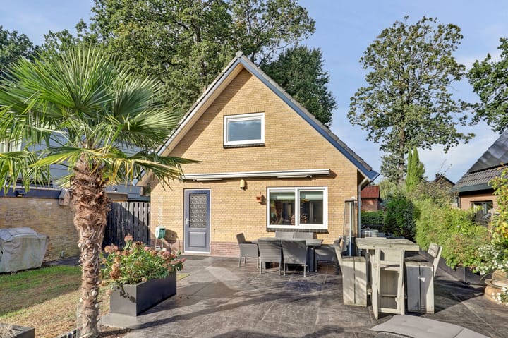 Vrijstaande woning te koop: Eikenzoom 3, Otterlo