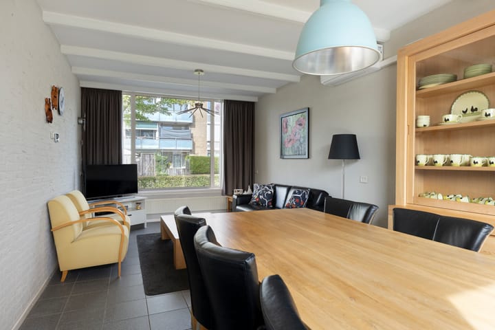 Tussenwoning te koop: Witte de Withstraat 35, Best