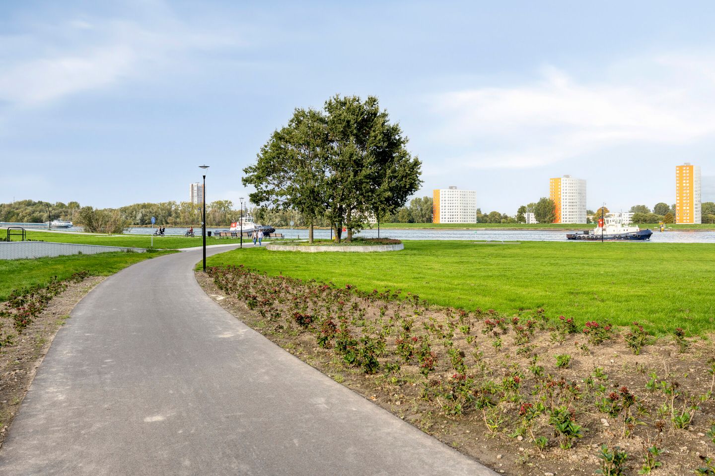 Photo 55 of Maasboulevard 247