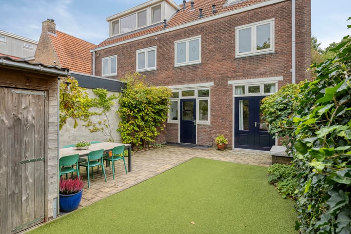 Twee-onder-één-kap te koop: Hatertseveldweg 290, Nijmegen