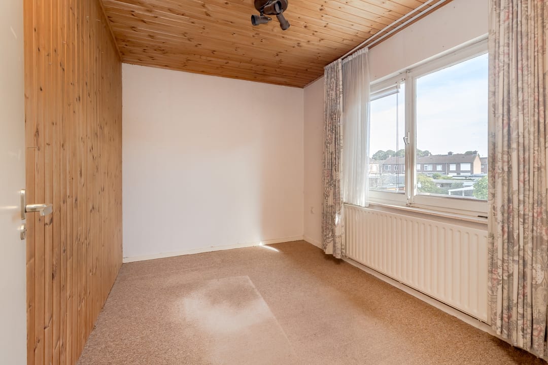 Photo 13 of Adam van Harenstraat 1