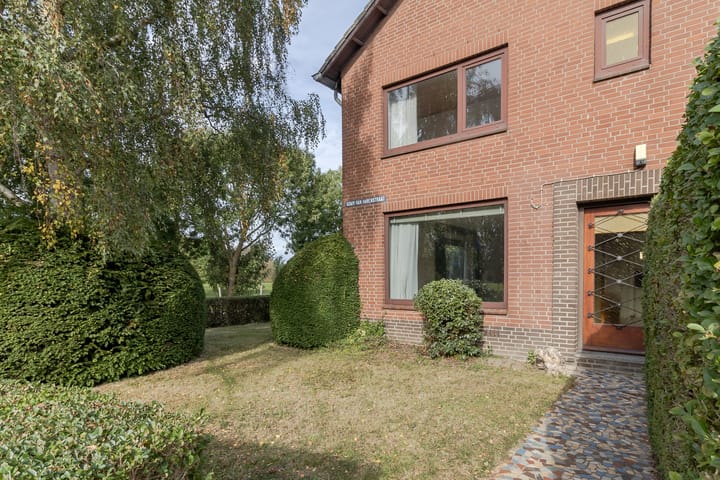 Photo 2 of Adam van Harenstraat 1