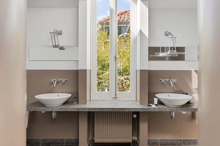 Hoekwoning te koop: Sint Bavostraat 45, Rijsbergen