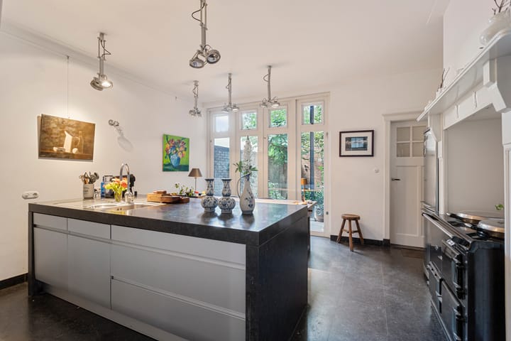 Hoekwoning te koop: Sint Bavostraat 45, Rijsbergen