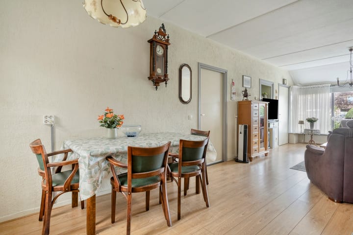 Tussenwoning te koop: Odewaldlaan 36, Wildervank