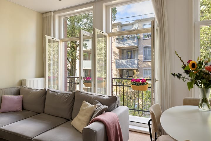 Appartement te koop: Vrolikstraat 296-2, Amsterdam
