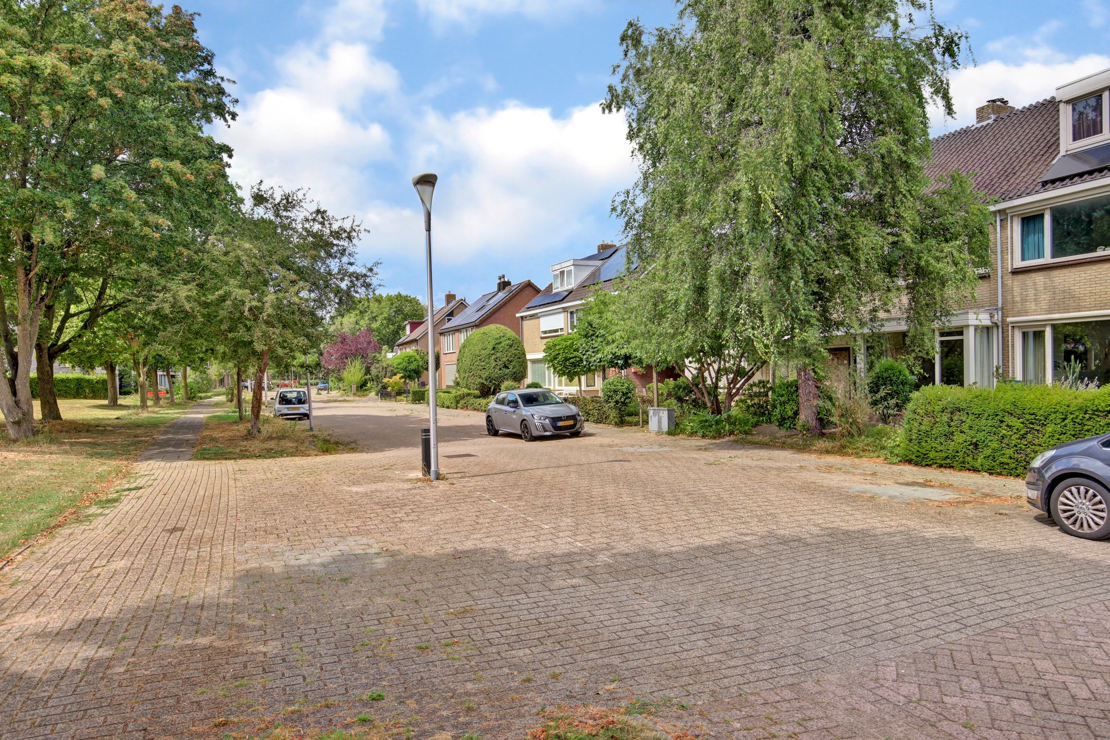 Photo 36 of Schubertstraat 20
