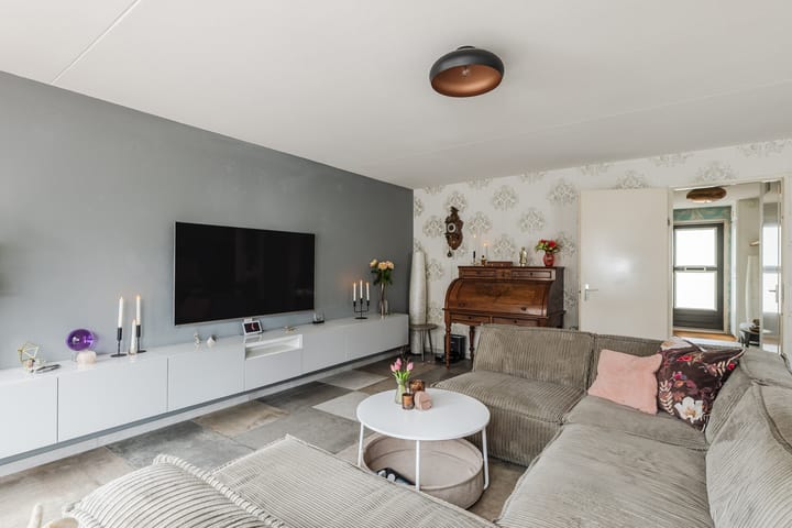 Tussenwoning te koop: Hoofdweg 789A, Hoofddorp