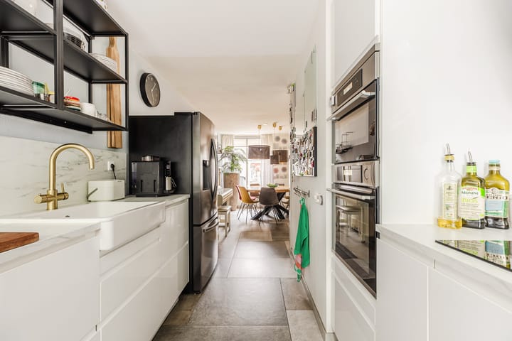 Tussenwoning te koop: Hoofdweg 789A, Hoofddorp