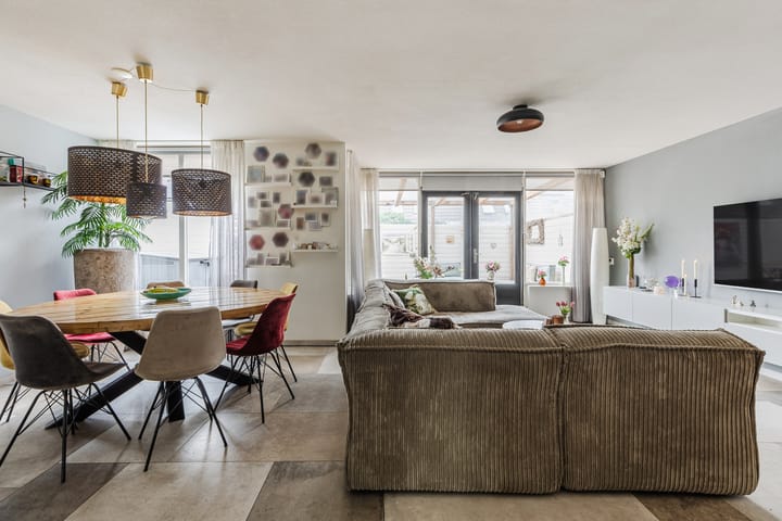 Tussenwoning te koop: Hoofdweg 789A, Hoofddorp